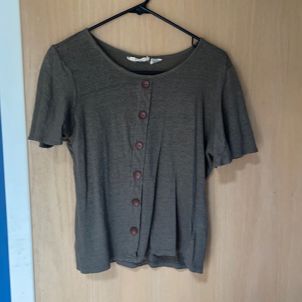 Button down top